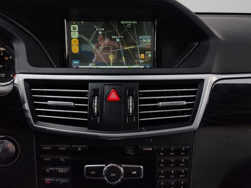 2013 Mercedes-Benz E-Class E220 CDI Avantgarde photo 15