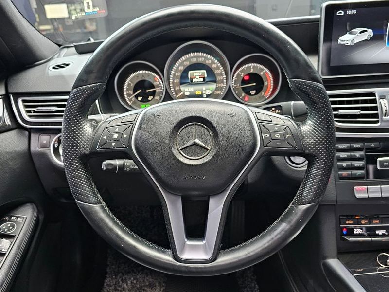 2014 Mercedes-Benz E-Class E220 CDI Avantgarde photo 13
