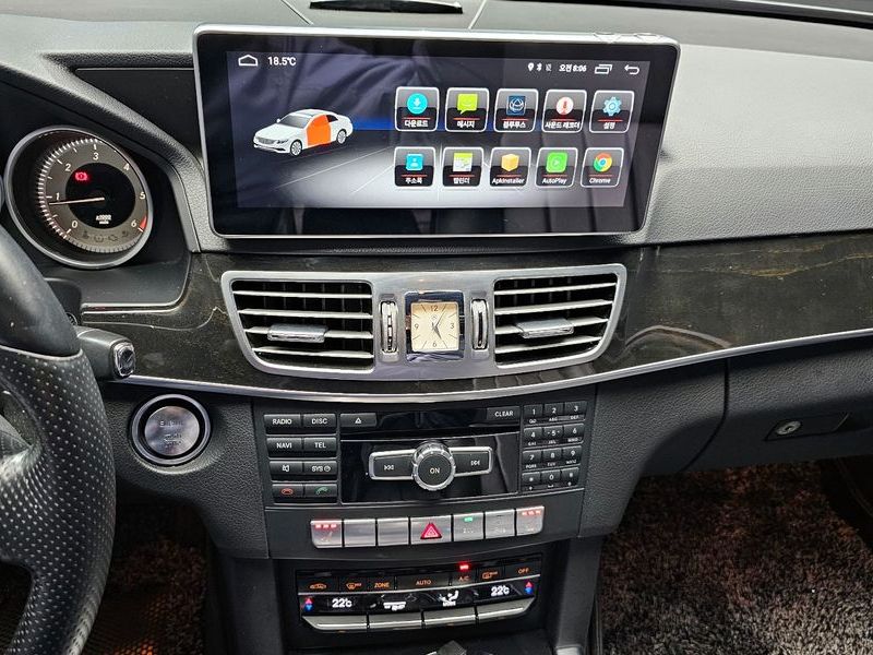 2014 Mercedes-Benz E-Class E220 CDI Avantgarde photo 15