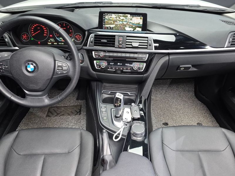 2018 BMW 3 Series 320d photo 7