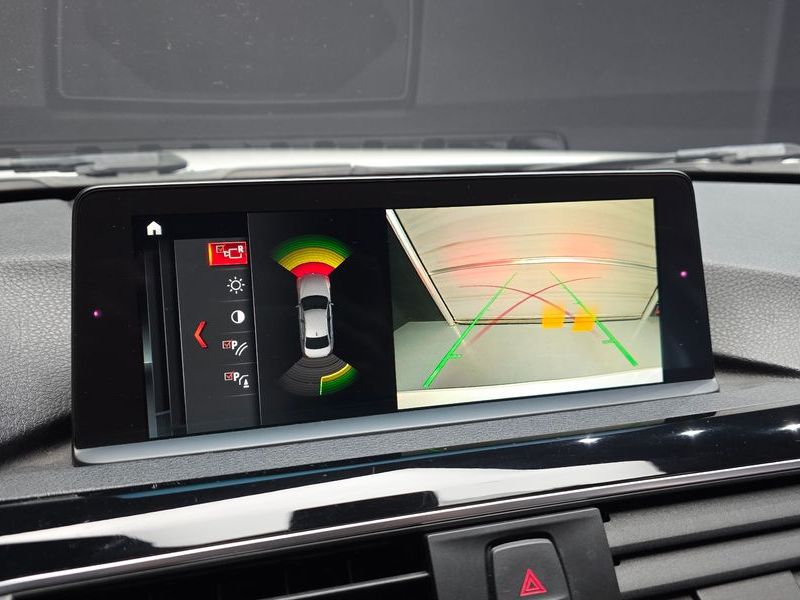 2018 BMW 3 Series 320d photo 18