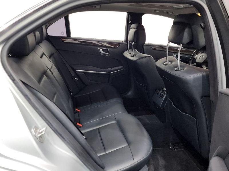 2012 Mercedes-Benz E-Class E200 CGI photo 11