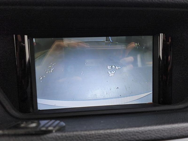 2012 Mercedes-Benz E-Class E200 CGI photo 14