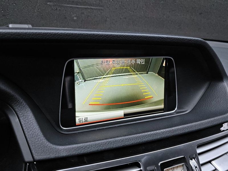 2014 Mercedes-Benz E-Class E250 CDI 4MATIC photo 15