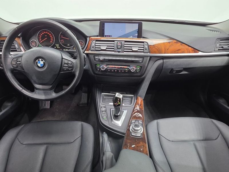 2012 BMW 3 Series 320d photo 7