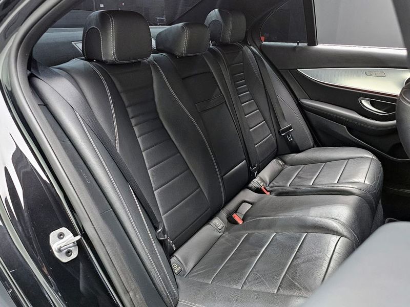 2020 Mercedes-Benz E-Class E250 Avantgarde photo 12