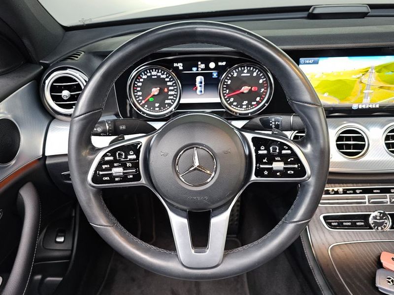 2020 Mercedes-Benz E-Class E250 Avantgarde photo 13