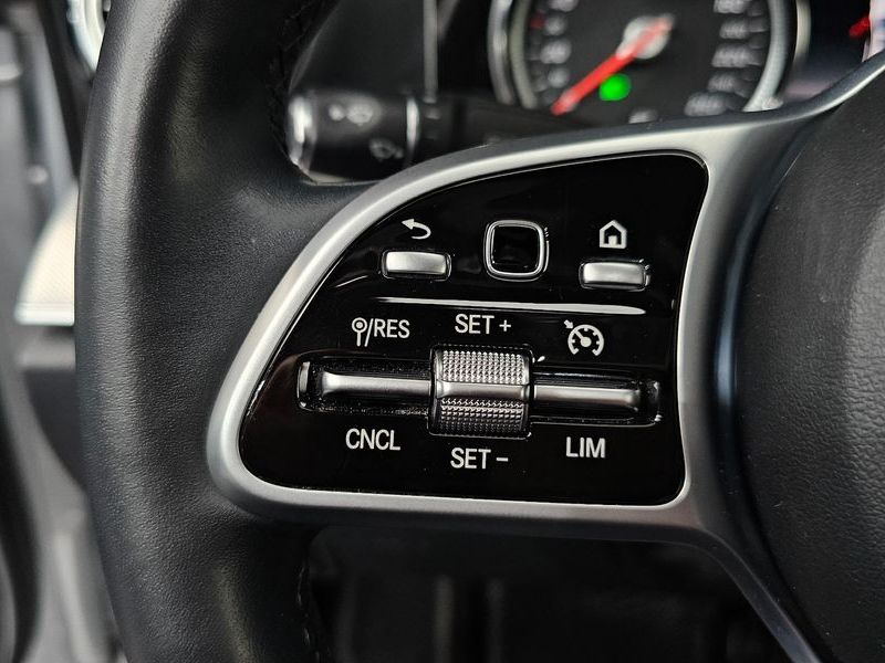 2020 Mercedes-Benz E-Class E250 Avantgarde photo 18