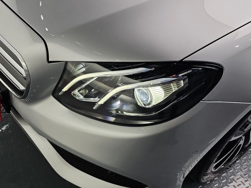 2020 Mercedes-Benz E-Class E250 Avantgarde photo 22