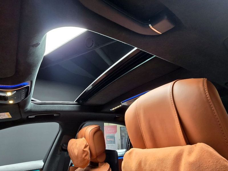 2022 Mercedes-Benz S-Class S580L 4MATIC photo 17