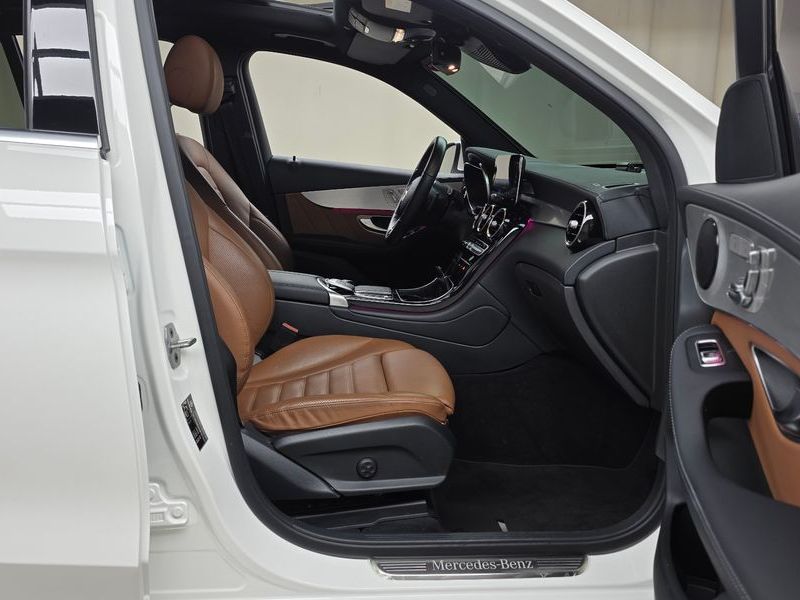 2021 Mercedes-Benz C-Class GLC300 4MATIC Premium photo 11