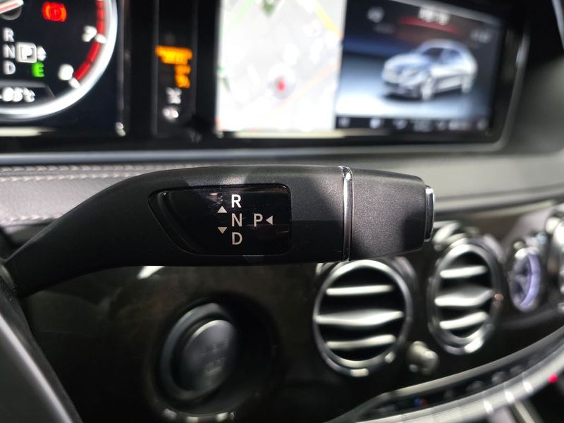 2016 Mercedes-Benz S-Class S400L 4MATIC photo 9