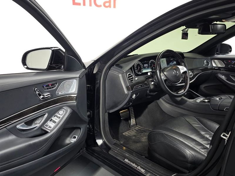 2016 Mercedes-Benz S-Class S400L 4MATIC photo 12