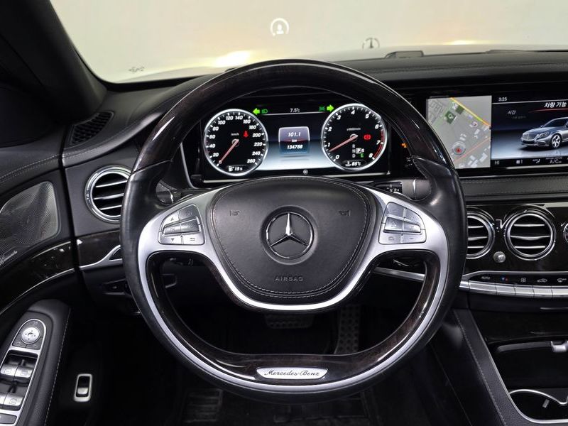 2016 Mercedes-Benz S-Class S400L 4MATIC photo 13