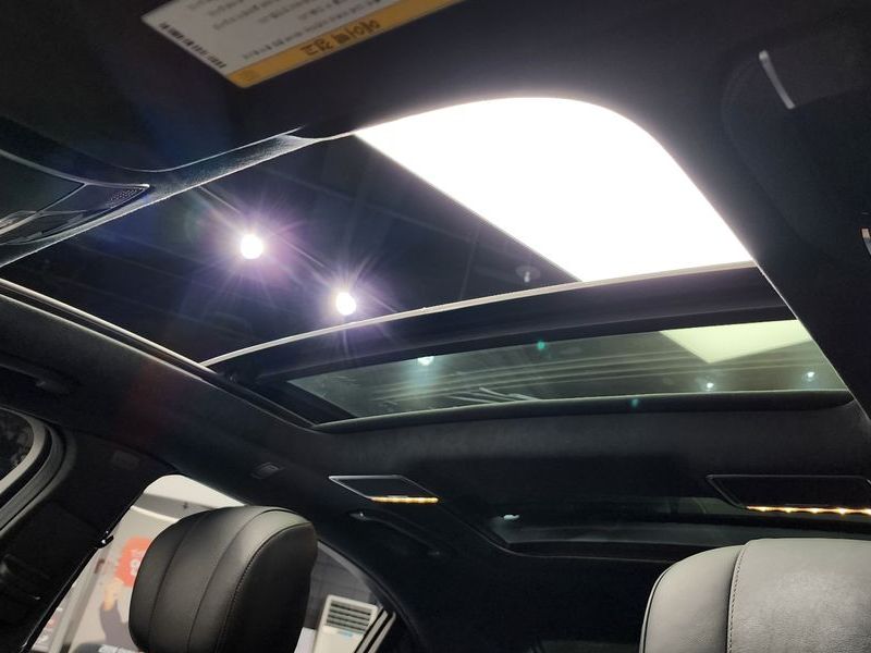 2020 Mercedes-Benz S-Class S63 AMG 4MATIC+ photo 18