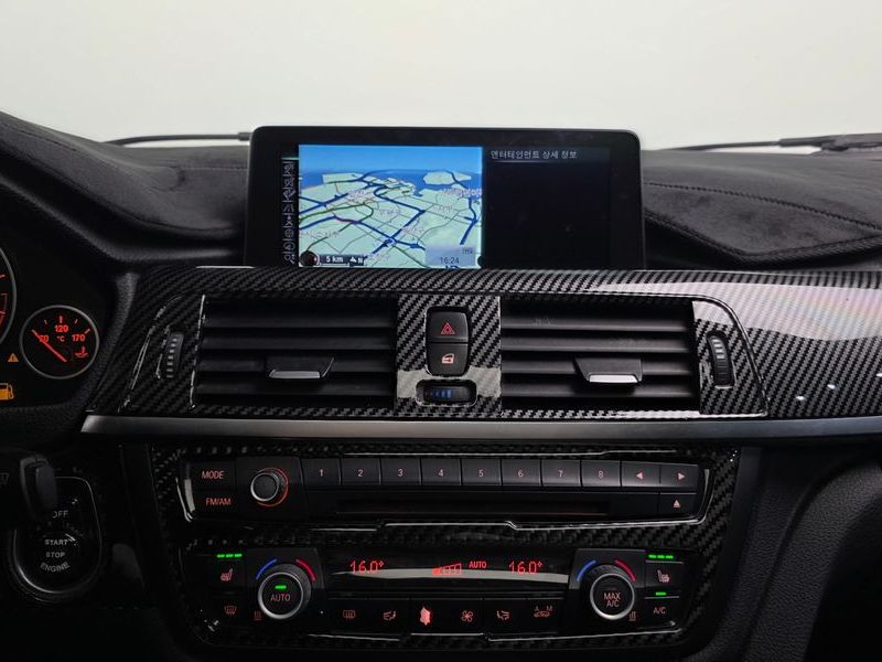 2014 BMW 3 Series 320i photo 13