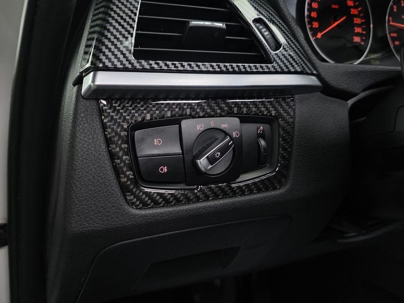 2014 BMW 3 Series 320i photo 18