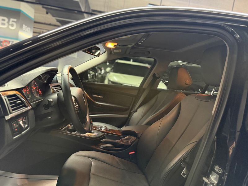 2013 BMW 3 Series 320d photo 15