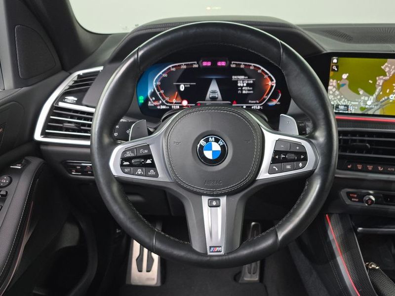 2022 BMW X5 xDrive 30d M Sport photo 13