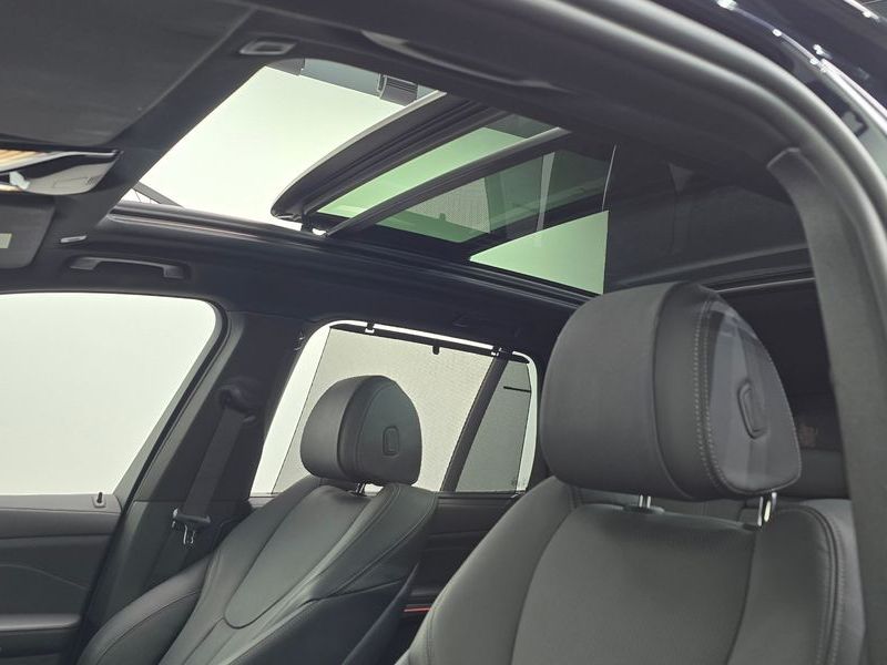 2022 BMW X5 xDrive 30d M Sport photo 19