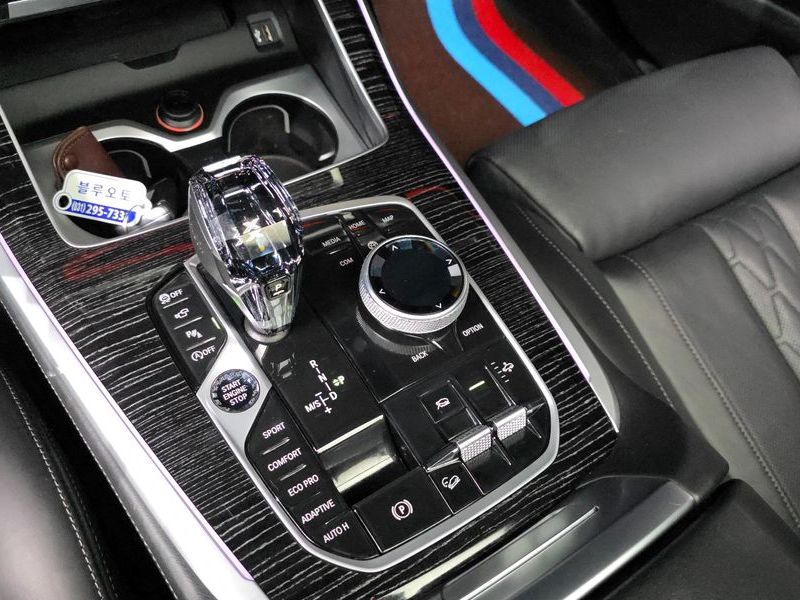 2021 BMW X7 xDrive 40i M Sport 6STR photo 9