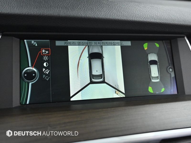 2012 BMW 5 Series GT 30d photo 15