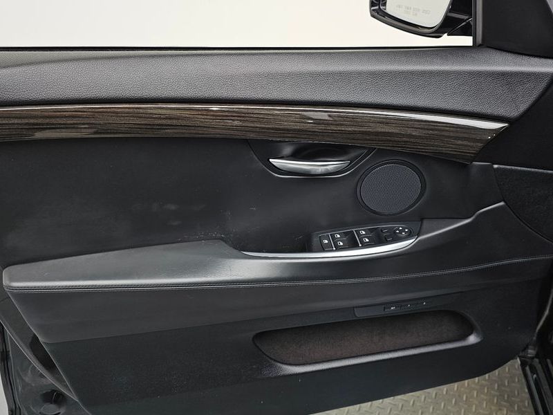 2016 BMW 5 Series GT ED Edition photo 24
