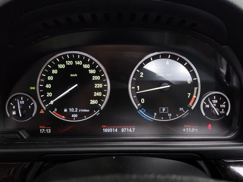 2012 BMW 5 Series 528i photo 8