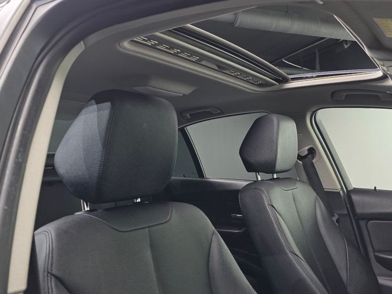 2014 BMW 3 Series 320d photo 18