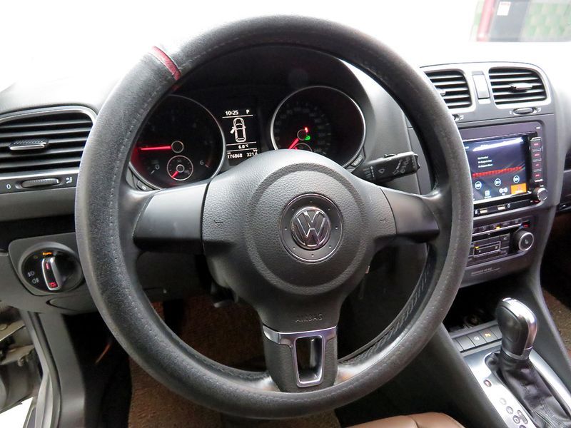 2012 Volkswagen Golf 2.0 TDI photo 8