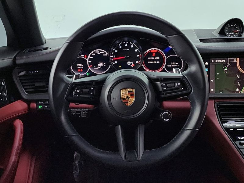 2023 Porsche Panamera 2.9 AWD photo 13