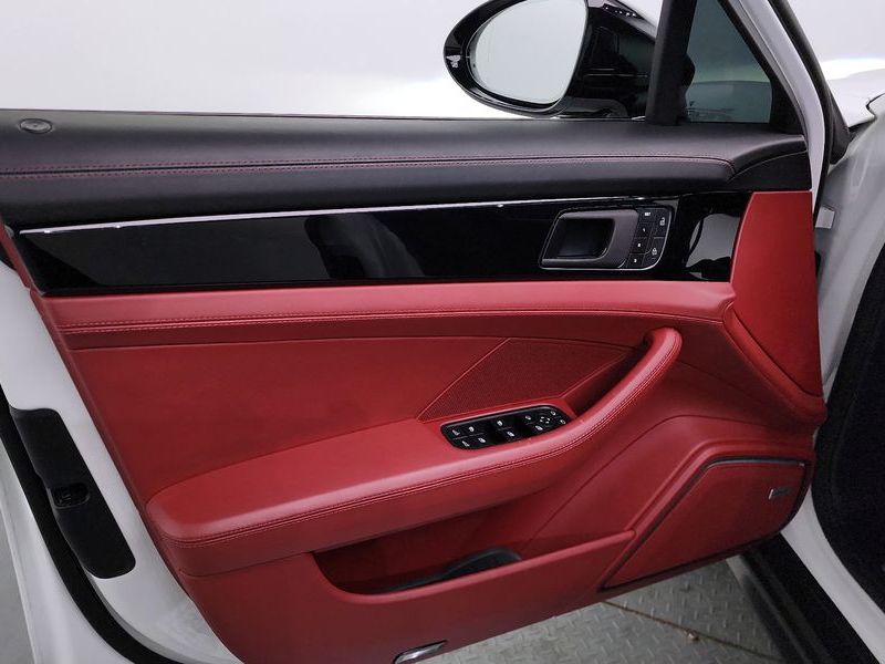 2023 Porsche Panamera 2.9 AWD photo 24