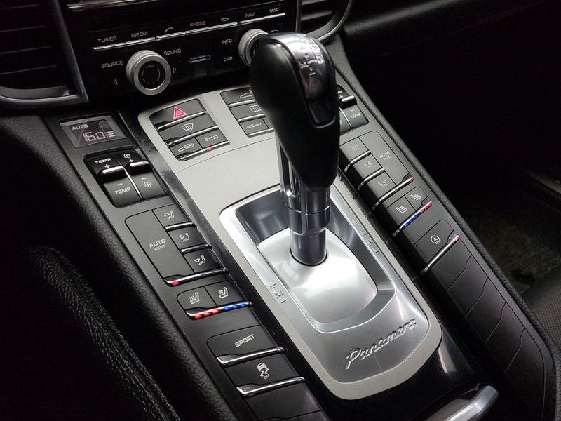 2014 Porsche Panamera 3.0 Diesel 970 photo 9