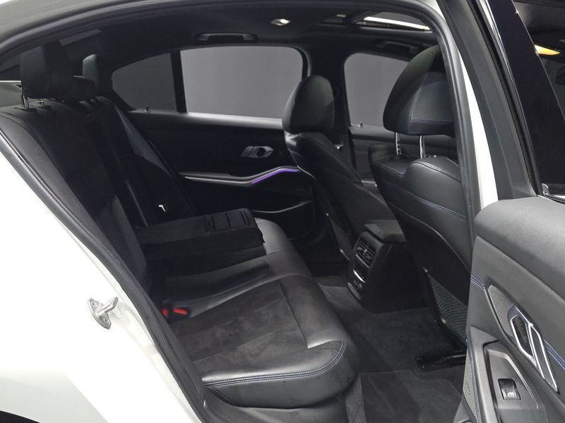 2020 BMW 3 Series 320d M Sport photo 12