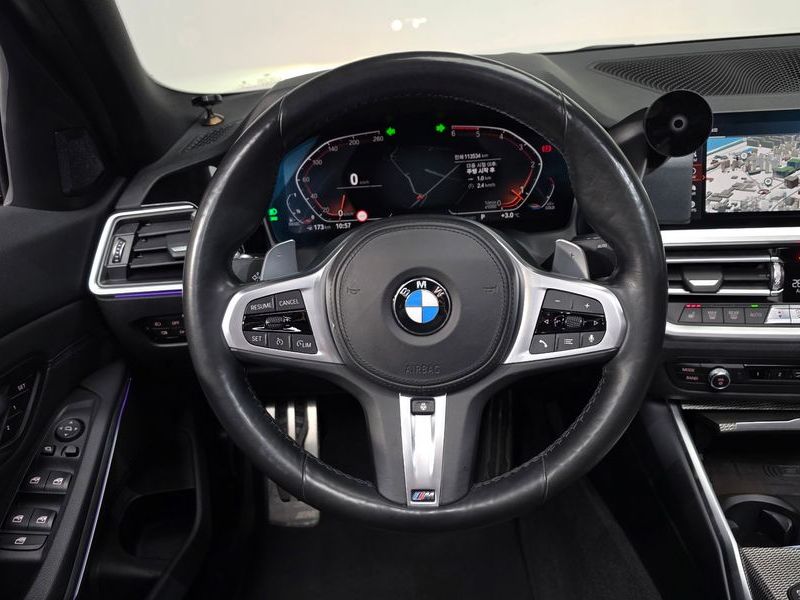 2021 BMW 3 Series 320d M Sport photo 13