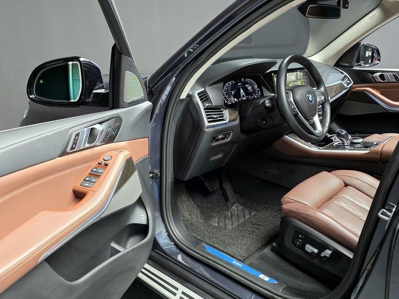 2022 BMW X5 xDrive 45e xLine photo 10