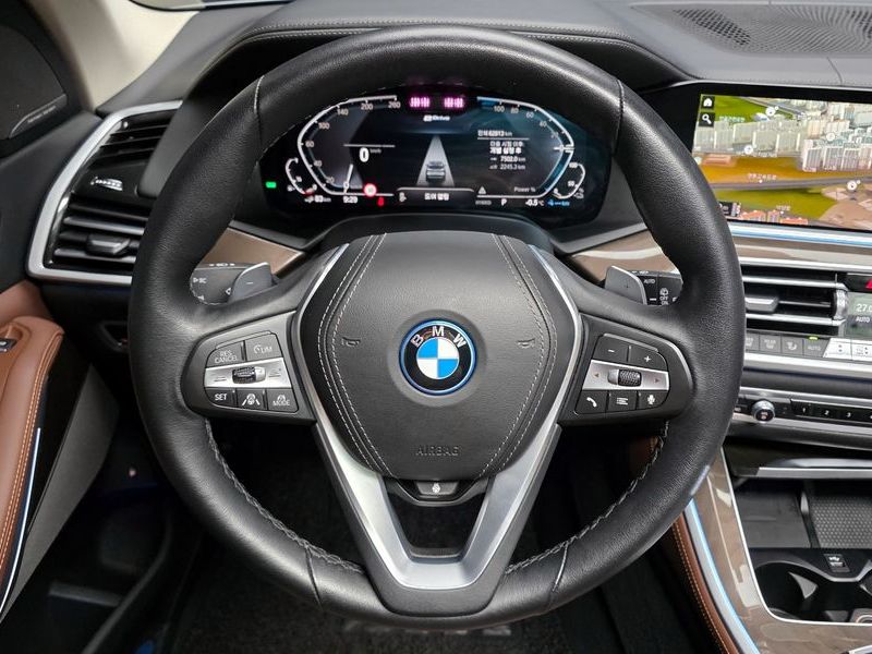 2022 BMW X5 xDrive 45e xLine photo 13