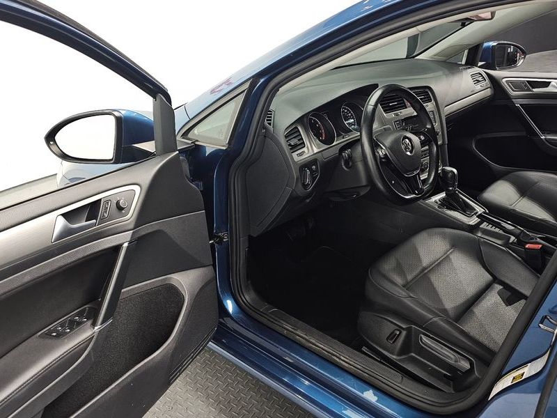 2015 Volkswagen Golf 1.8 TSI Variant photo 11