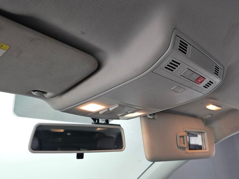 2015 Volkswagen Golf 1.8 TSI Variant photo 19