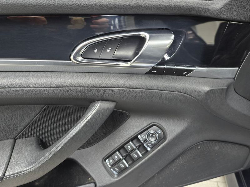 2013 Porsche Panamera 3.6 AWD 970 photo 17
