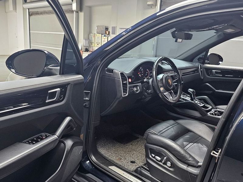 2020 Porsche Cayenne 3.0 photo 10