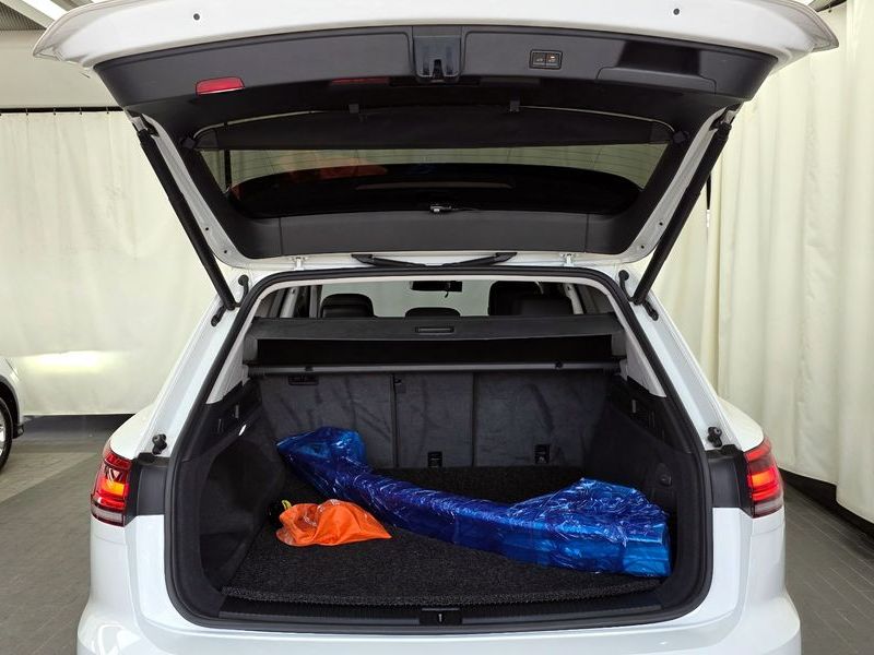 2021 Volkswagen Touareg 3.0 TDI Premium photo 20