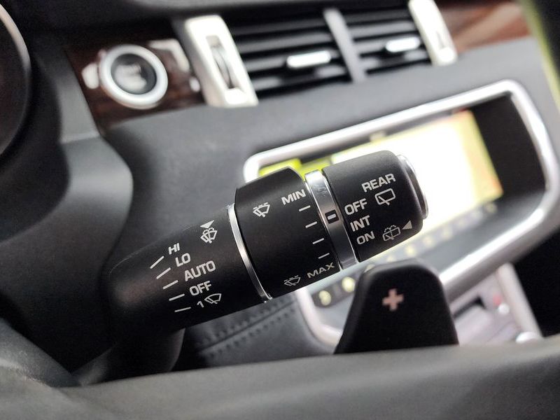 2017 Land Rover Range Rover Evoque 2.0 TD4 HSE photo 16