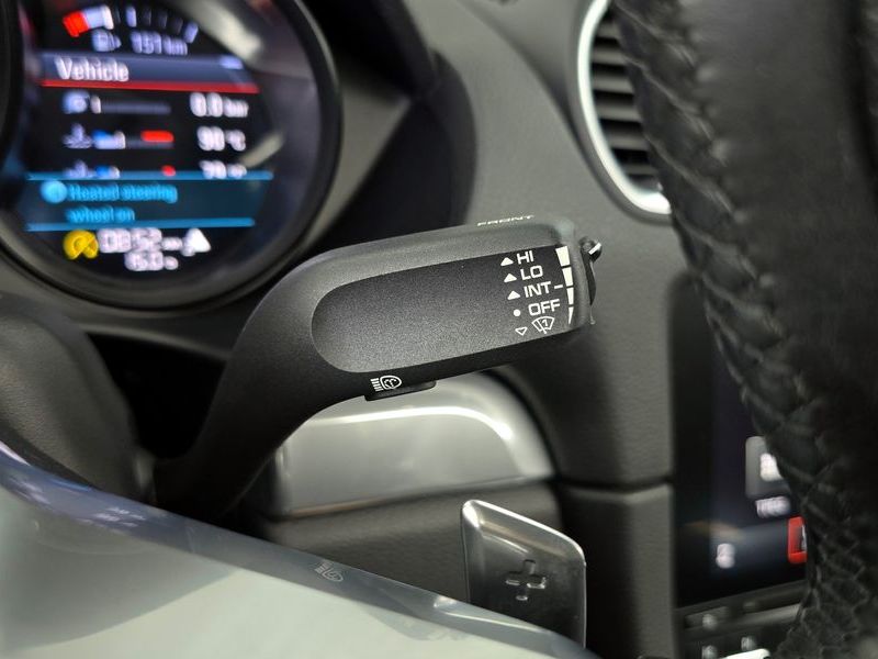 2019 Porsche 718 2.0 photo 18