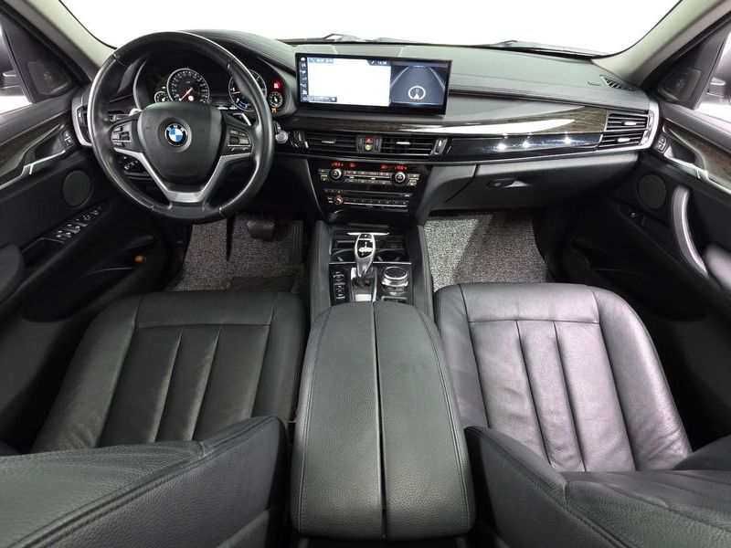 2017 BMW X6 xDrive 30d photo 7