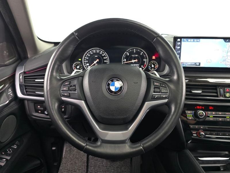 2017 BMW X6 xDrive 30d photo 12