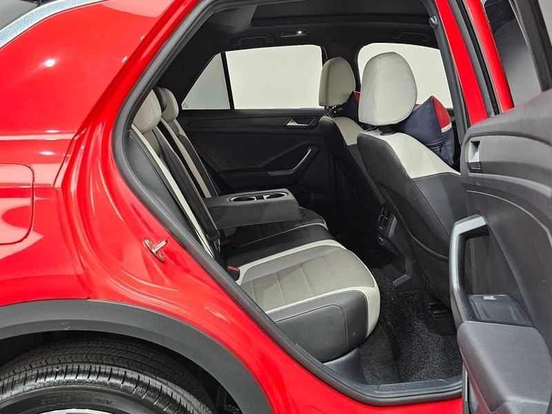 2022 Volkswagen 티록 2.0 TDI Prestige photo 11