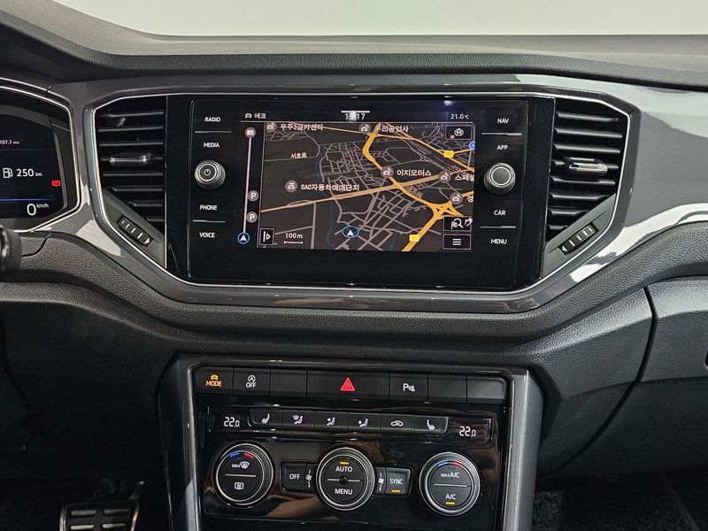 2022 Volkswagen 티록 2.0 TDI Prestige photo 12