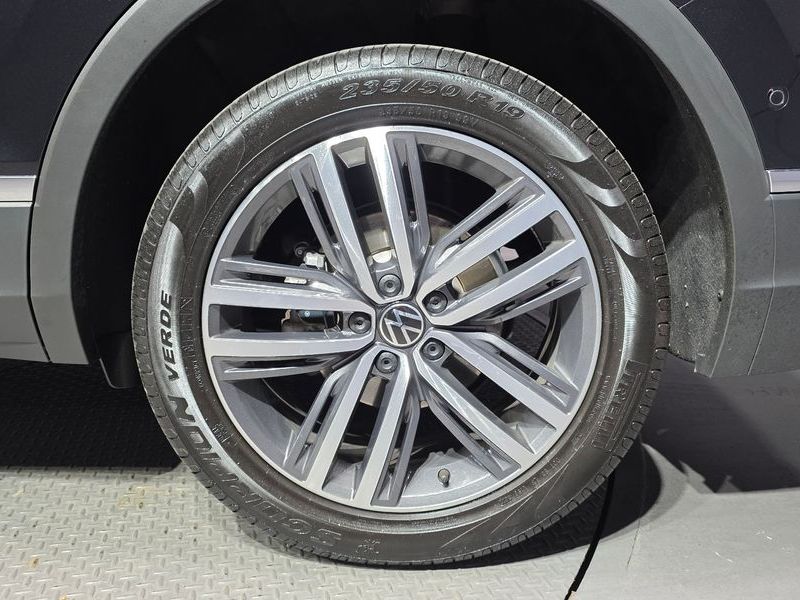 2023 Volkswagen Tiguan 2.0 TSI Prestige photo 21
