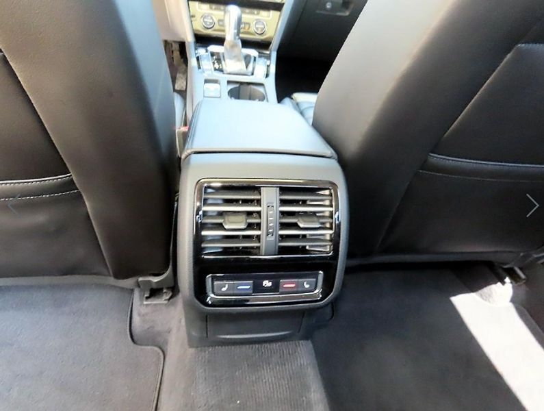 2018 Volkswagen Passat 2.0 TDI Prestige photo 16